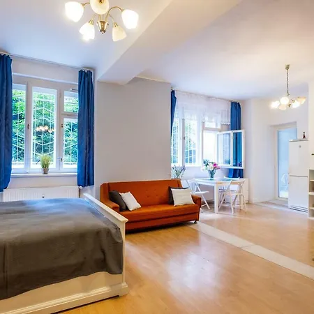 Appartement Of Character With A Private Garden *